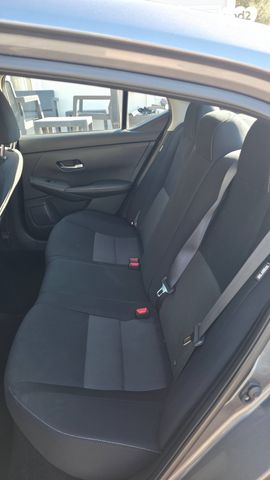 ניסאן סנטרה