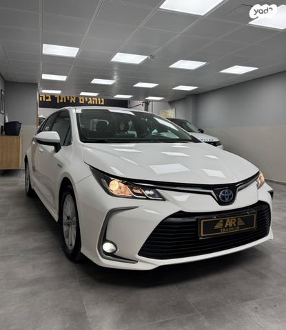טויוטה קורולה