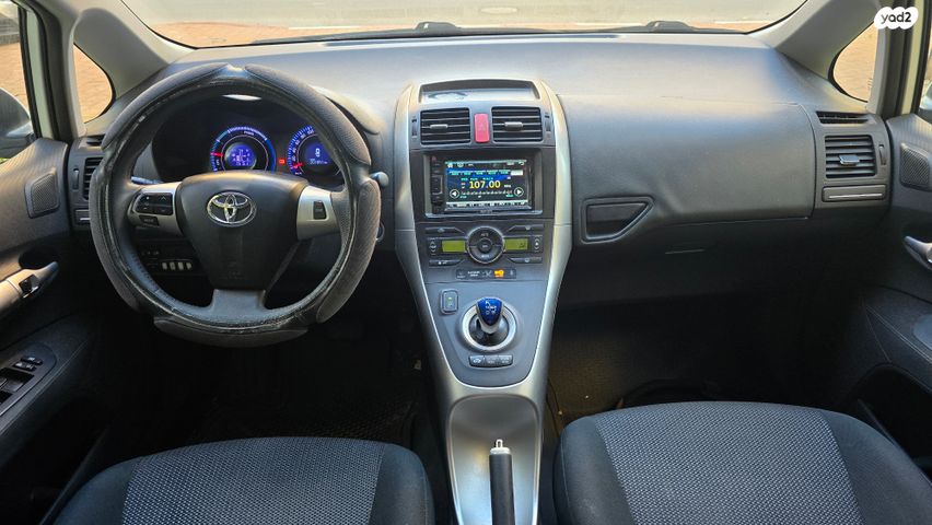 טויוטה אוריס