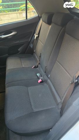 טויוטה אוריס