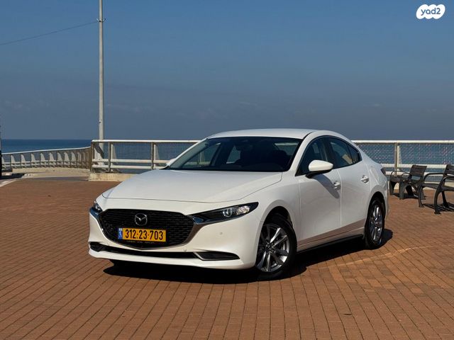מודעת רכב מאזדה 3