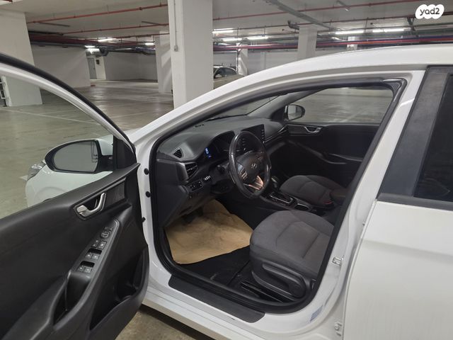 יונדאי איוניק