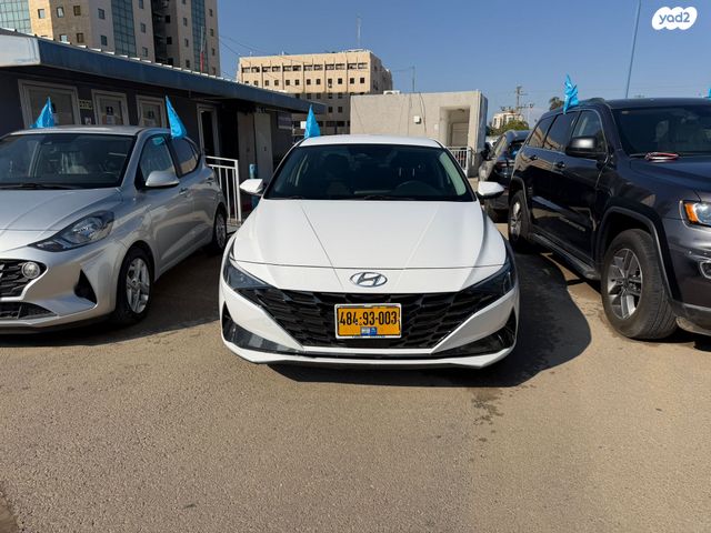 יונדאי אלנטרה