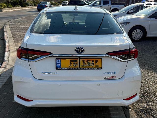 טויוטה קורולה