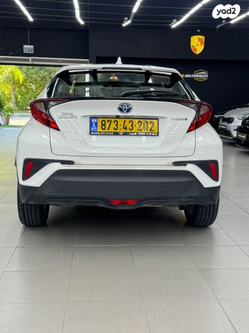 טויוטה C-HR