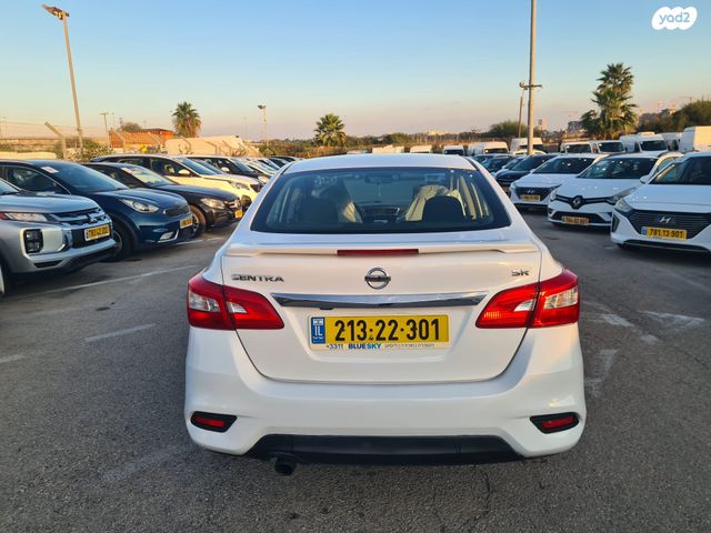 ניסאן סנטרה