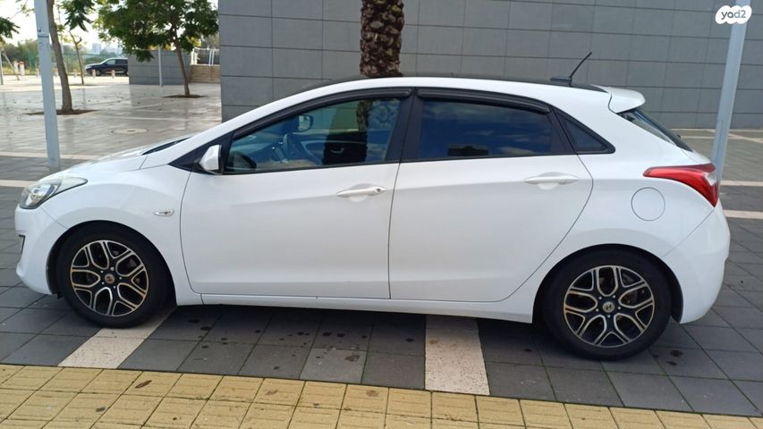 יונדאי i30