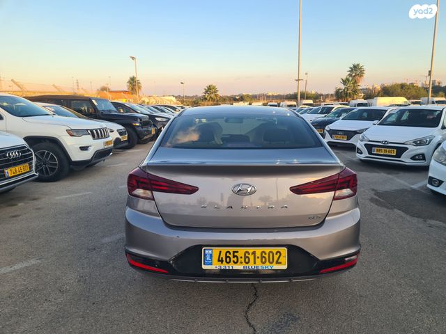 יונדאי אלנטרה