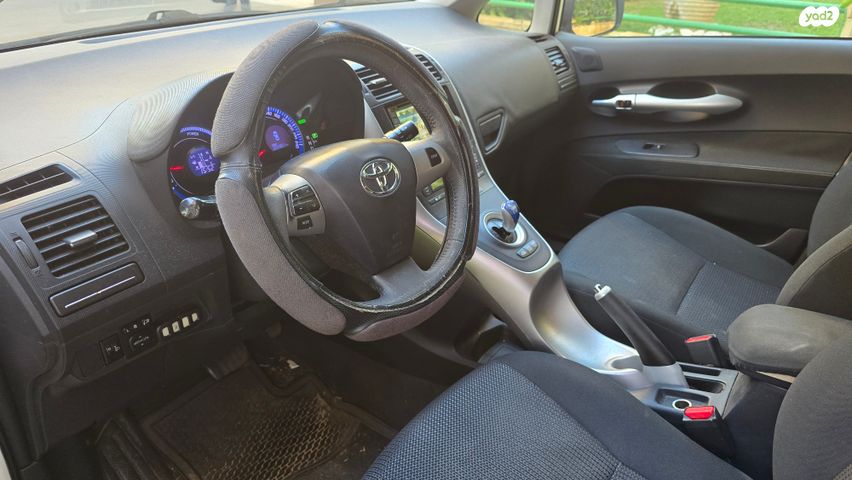 טויוטה אוריס