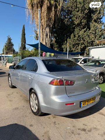 מיצובישי לנסר