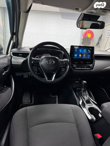 טויוטה קורולה