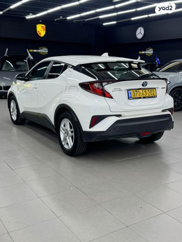 טויוטה C-HR