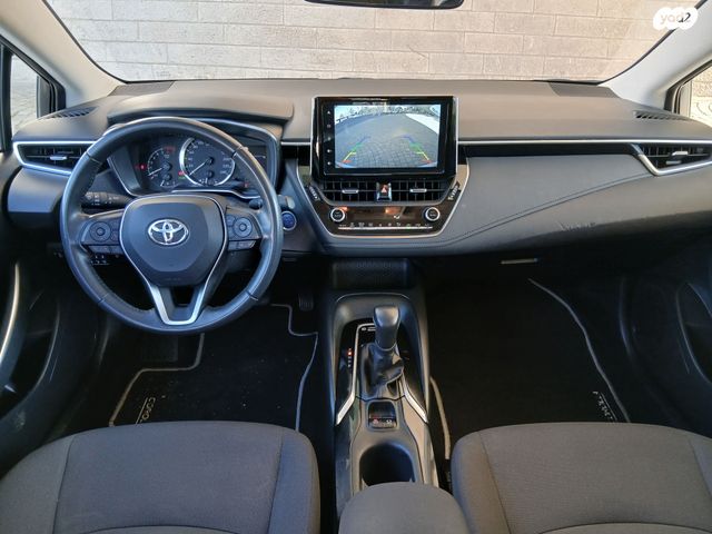 טויוטה קורולה