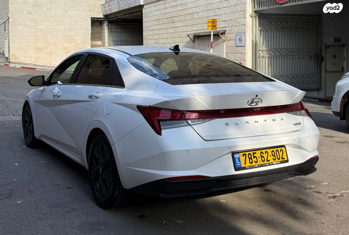 יונדאי אלנטרה