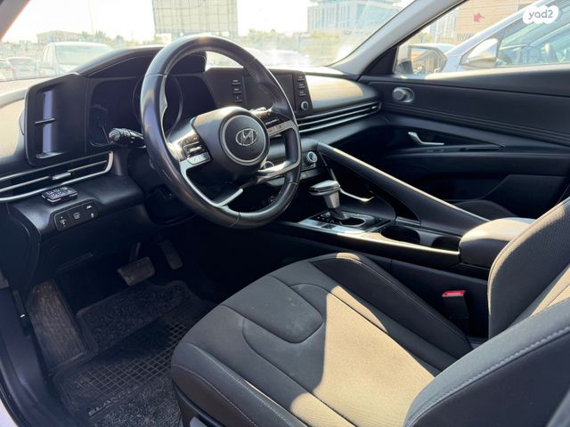 יונדאי אלנטרה