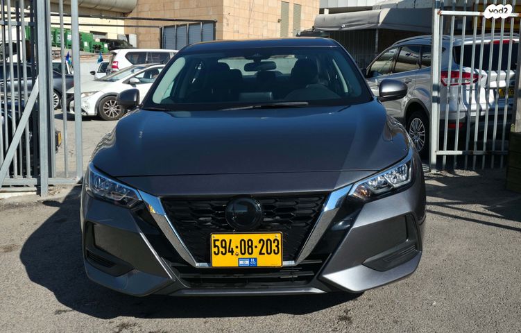 ניסאן סנטרה