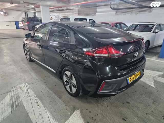 יונדאי איוניק