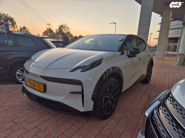 מודעת רכב זיקר X