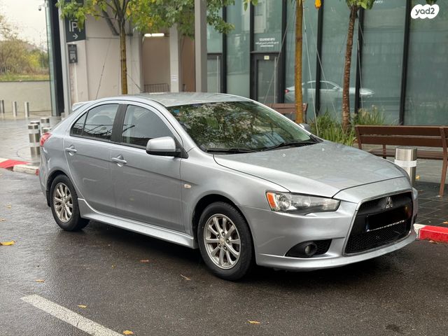 מיצובישי לנסר