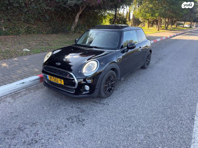 מודעת רכב מיני קופר
