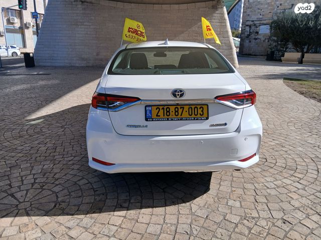 טויוטה קורולה