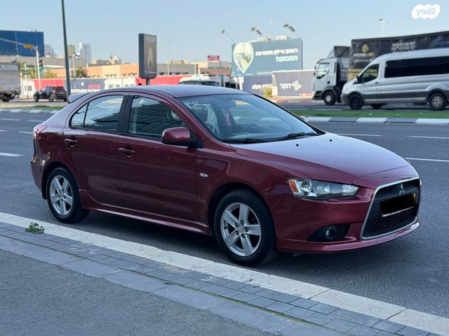 מיצובישי לנסר