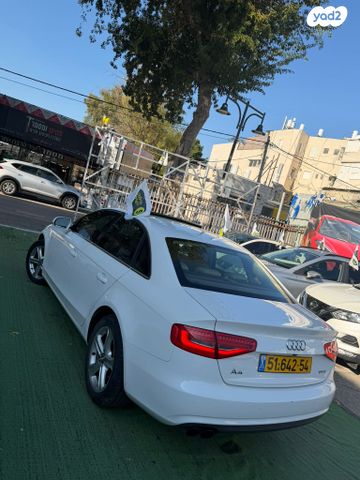 אאודי A4