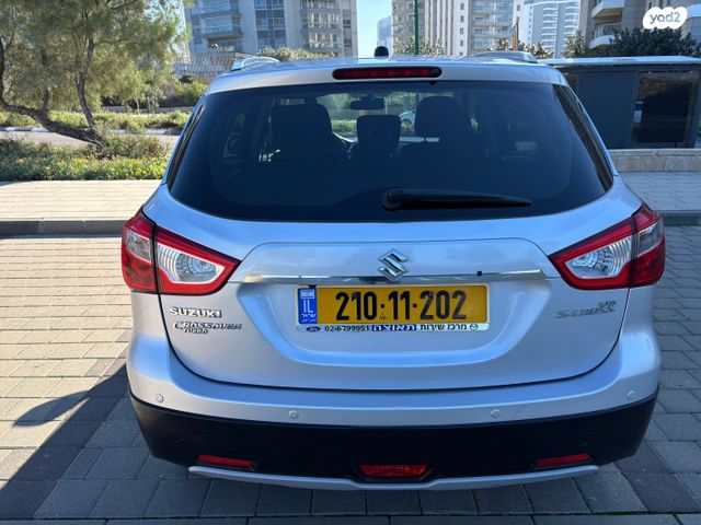 סוזוקי קרוסאובר