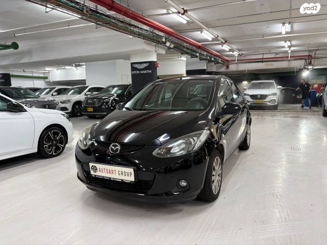 מודעת רכב מאזדה 2