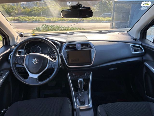 סוזוקי קרוסאובר