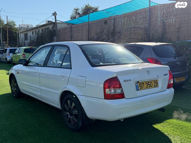 מאזדה 323