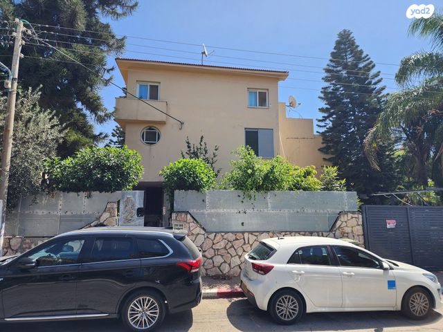 בית פרטי/ קוטג', שדרות ירושלים 8, המ"ג, קרית מלאכי