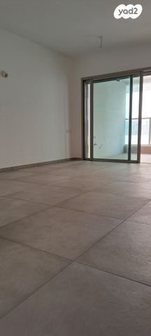 ז'בוטינסקי 14