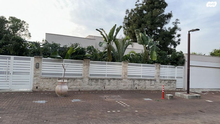 שביל הנרקיסים 30