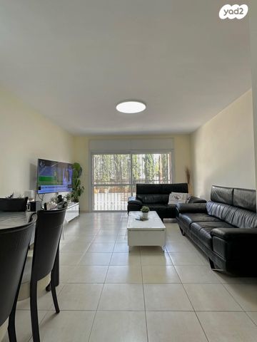 דירת גן, הקירטון 7, נופי סלע, מעלה אדומים