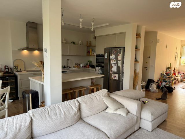 דירה, שושנת הכרמל 86, כרמל מערבי, חיפה