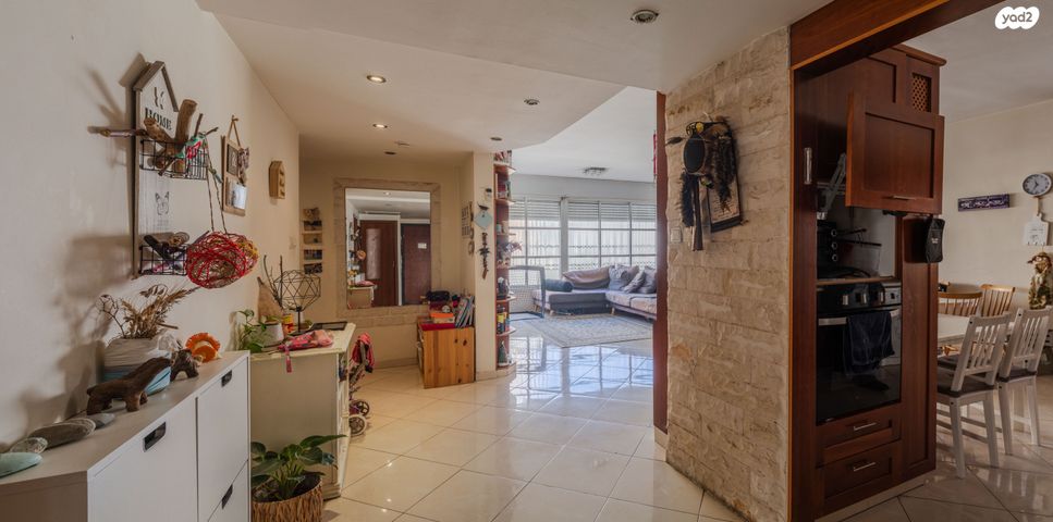 אליעזר בן יהודה 9