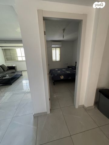 דירה, שדרות דגניה 27, קרית חיים מערבית, חיפה