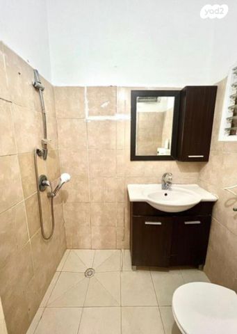 שביל היסמין 47