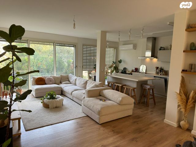 דירה, שושנת הכרמל 86, כרמל מערבי, חיפה