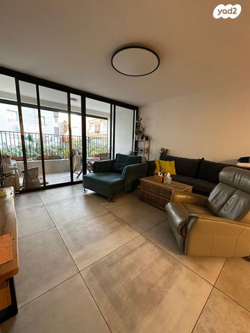 דירה, אמיל זולא 3, אברמוביץ', ראשון לציון