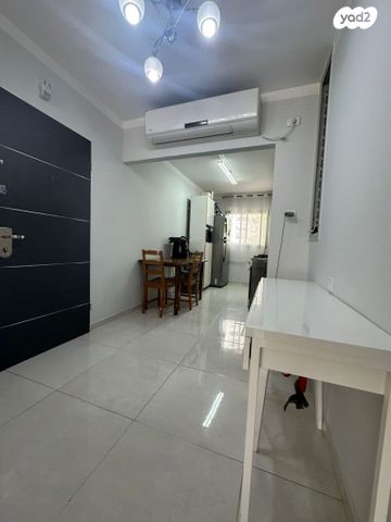 דירה, יעקב סלע 3, ניר אביב, תל אביב יפו