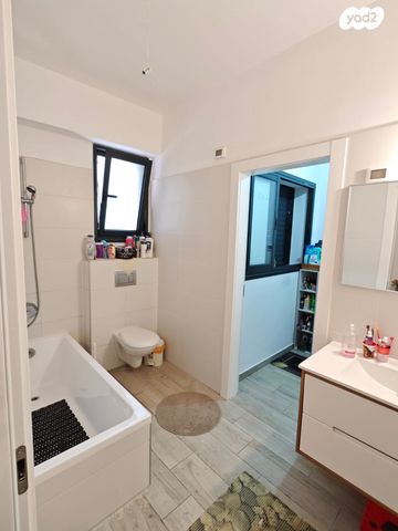 דירה, גאולה כהן 1, נאות פרס, רמלה