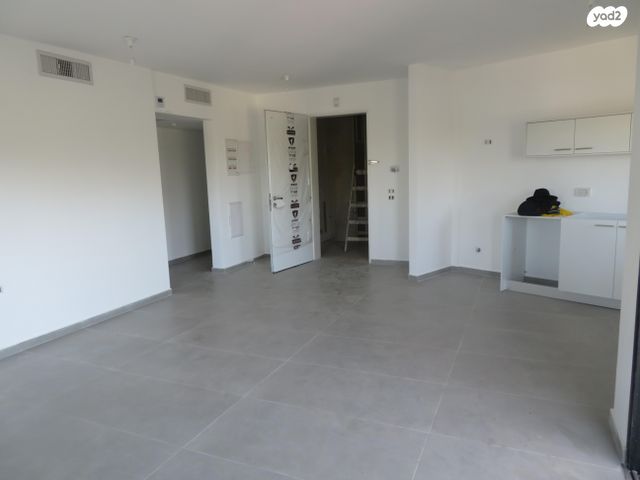 דירה, צבי הירש קלישר 5, מחנה יהודה, פתח תקווה