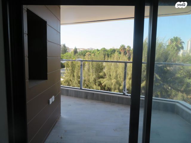 דירה, צבי הירש קלישר 5, מחנה יהודה, פתח תקווה