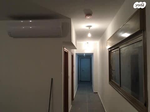 גג/ פנטהאוז, שוהם 17, אבני חן, חריש