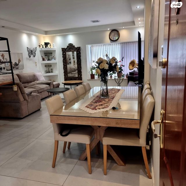 דירה, שדרות קק"ל 39, גני אילן, קרית אונו