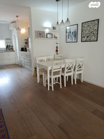 דירה, ירושלים 50, קרית ספיר, כפר סבא