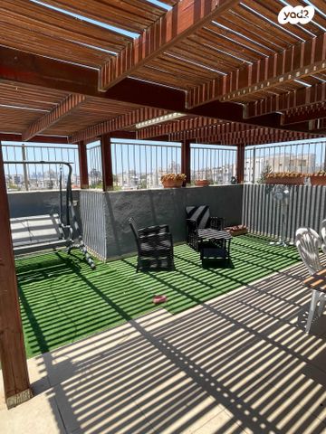 גג/ פנטהאוז, ההגנה 23, דניה, רחובות