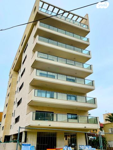 דירה, שלום עליכם 33, אברמסקי, קרית אתא